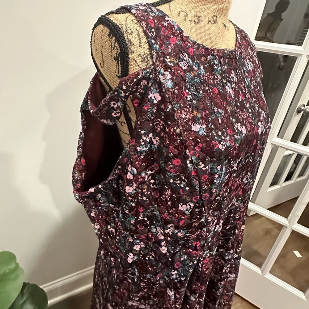 Gabby Skye Floral Lace Dress 18W Burgundy Cold Shoulder Fit Flare Romantic Party - Picture 4 of 13
